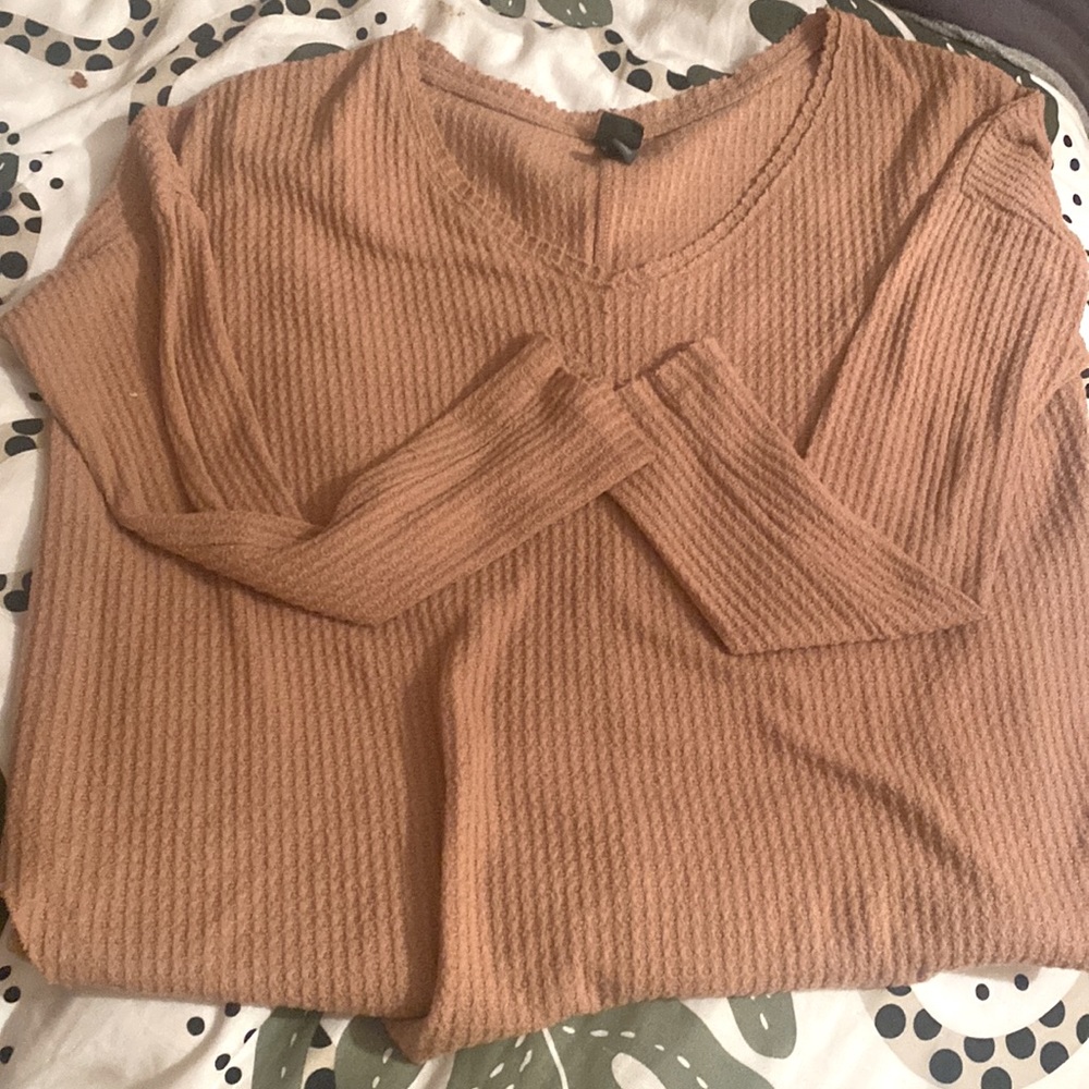 over sized wild fable long sleeved | peach/orange | extra small but fits large